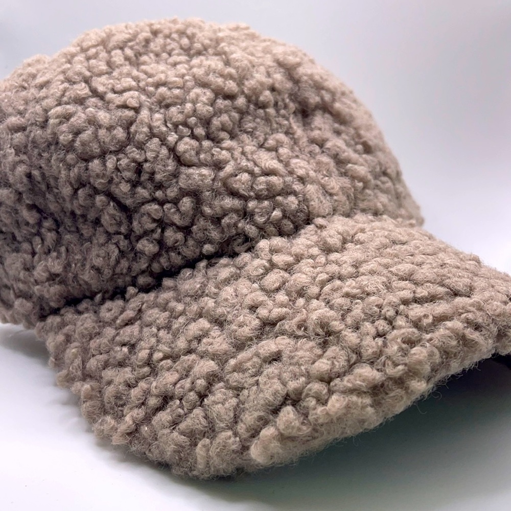 Fuzzy beige cap